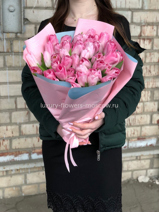 51 светло розовый тюльпан