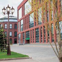 Парковый светильник Maytoni Rivoli O026FL-03B