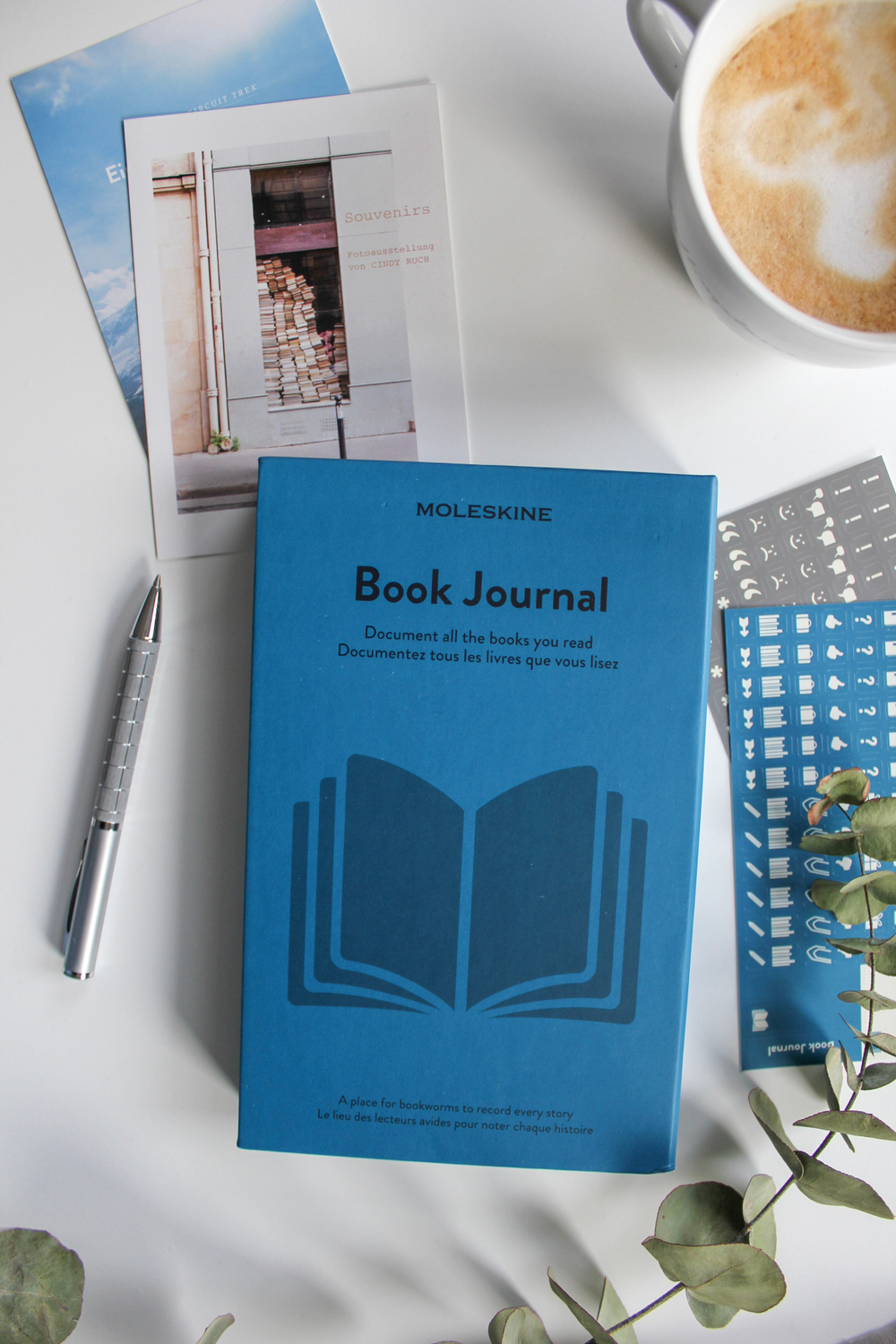 Блокнот Moleskine PASSION BOOKS Large 130х210 мм 400 стр голубой (PASBOOK)