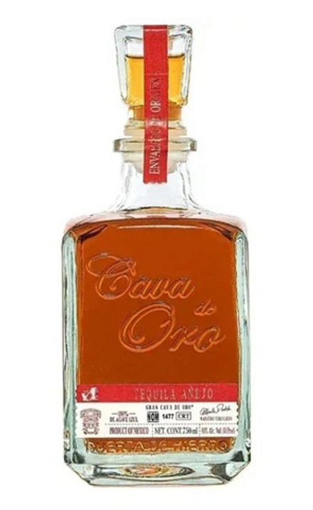 Cava De Oro, Anejo