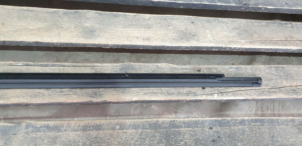 Молдинг двери передней правой GLS (X166) 12-19 Б/У Оригинал A1667253000