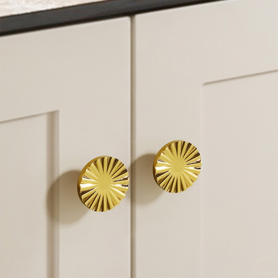 Мебельная кнопка