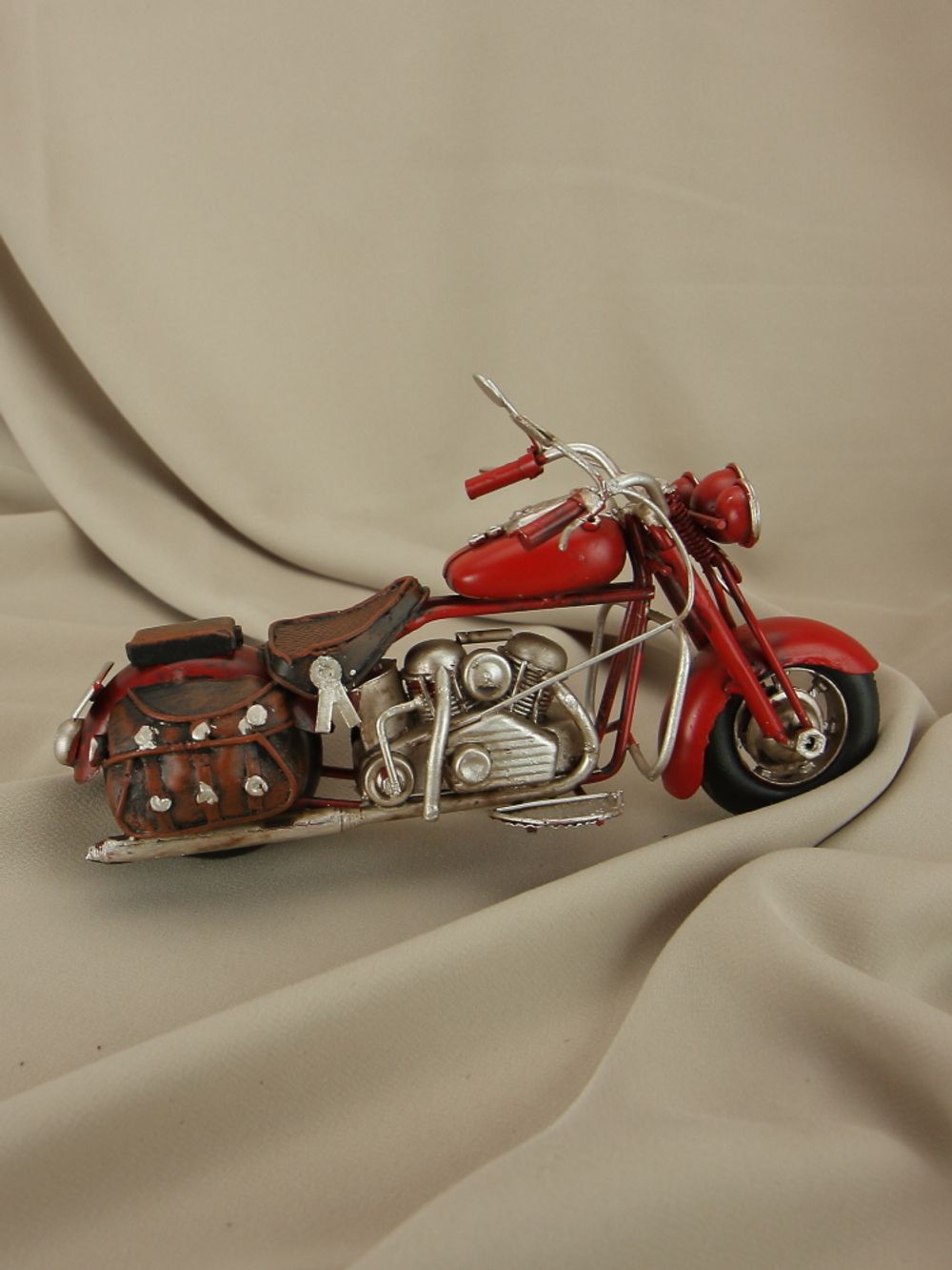 R&D Модель мотоцикла Harley Davidson красный