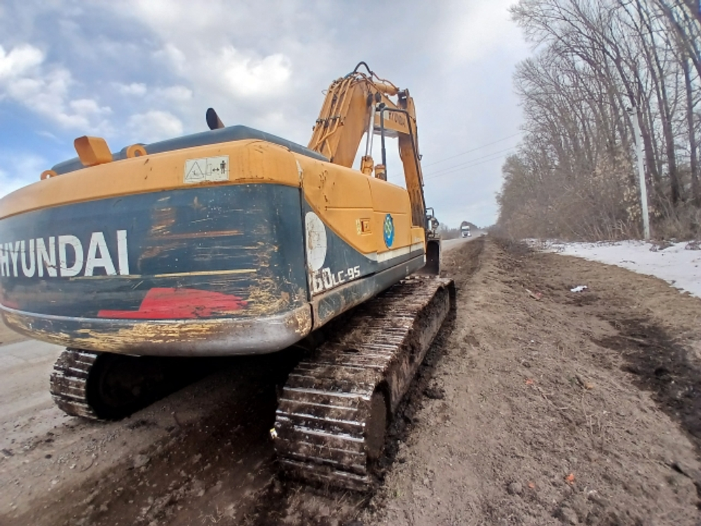 Hyundai R260 Экскаватор R260LC-9S (Дизельный, 5,9 л, 162 л.с., АТ)