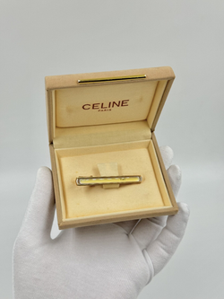 Зажим для галстука с жёлтой вставкой Celine