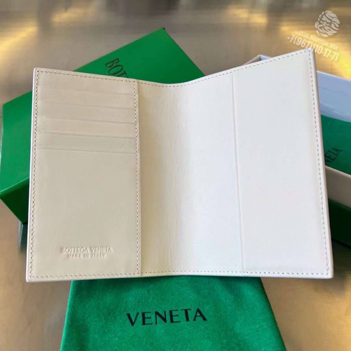 Обложка для паспорта Bottega Veneta
