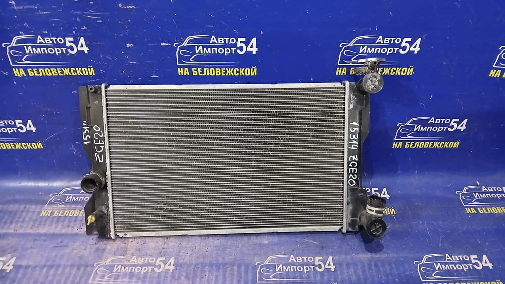 Радиатор двигателя TOYOTA WISH 2009-2014