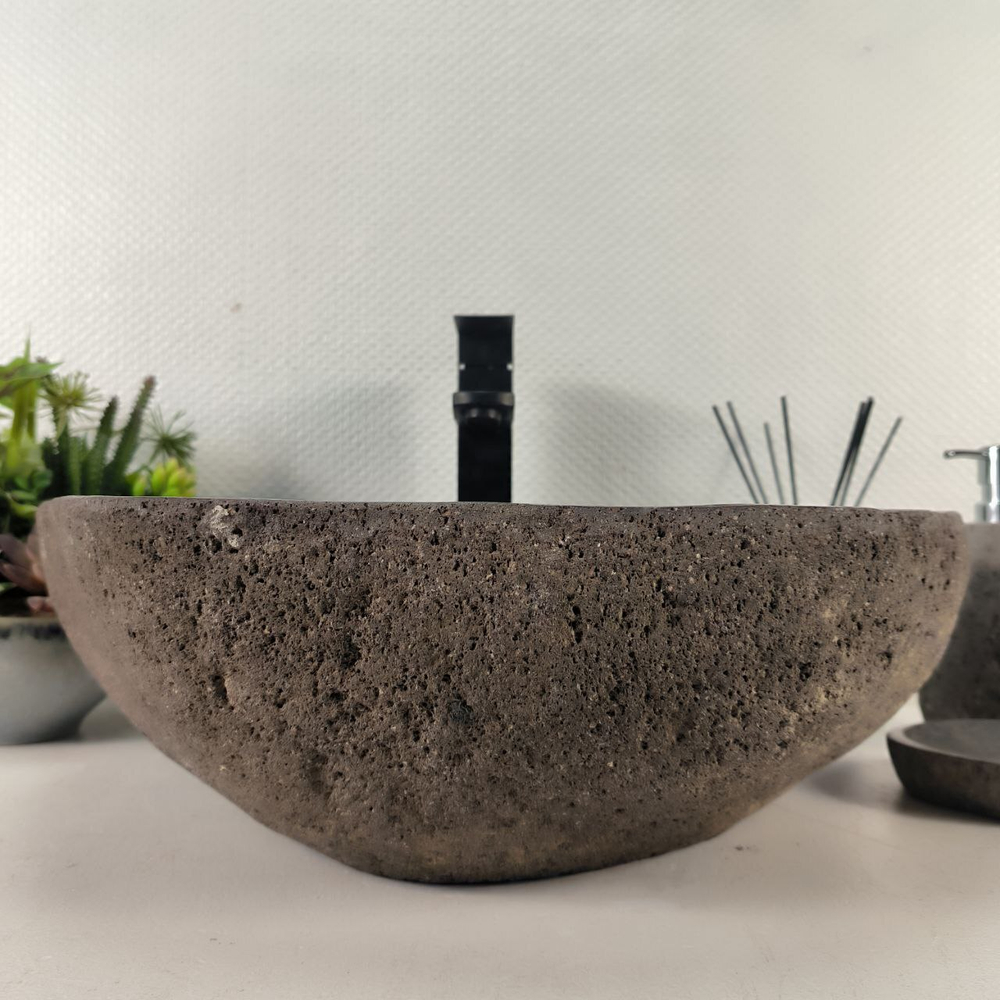 Раковина из речного камня RS-65111 49*40*15 0857