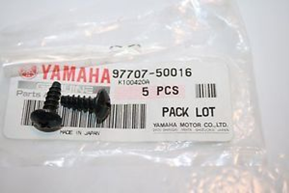 Винт Yamaha 977075001600
