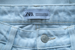 Джинсы Zara