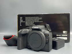 Canon EOS R10