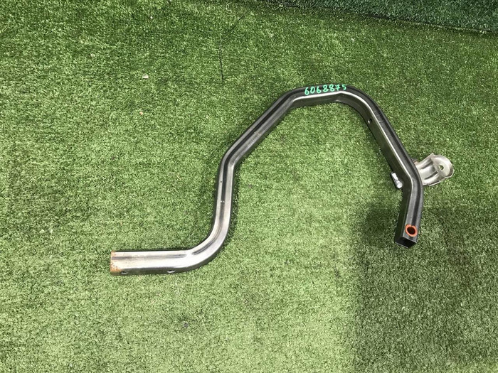 Петля крышки багажника правая Renault Logan 1 (2004-2015)