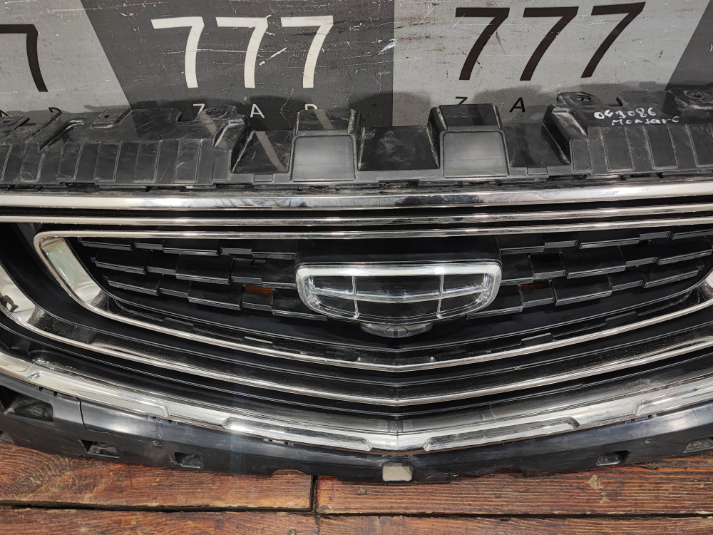 Решетка радиатора Geely Atlas Pro 21-нв Б/У Оригинал 6600064666