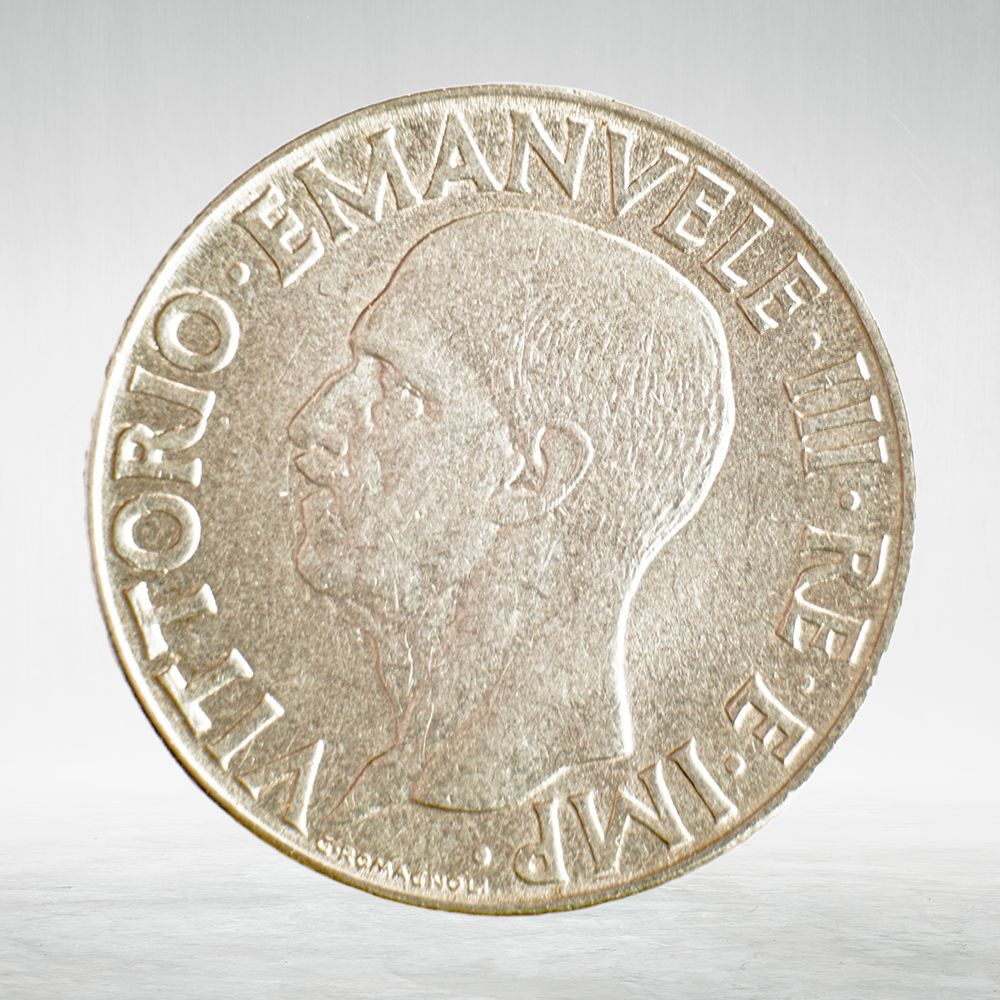 Italy 1 Lira 1942 R "Victor Emmanuel III - Magnetic Eagle and Fasces", XF