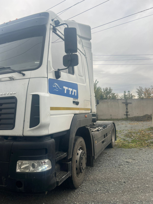 МАЗ 5440 4x2 Седельный тягач 544028-570-031 (Дизельный, 11,8 л, 428 л.с., МТ)