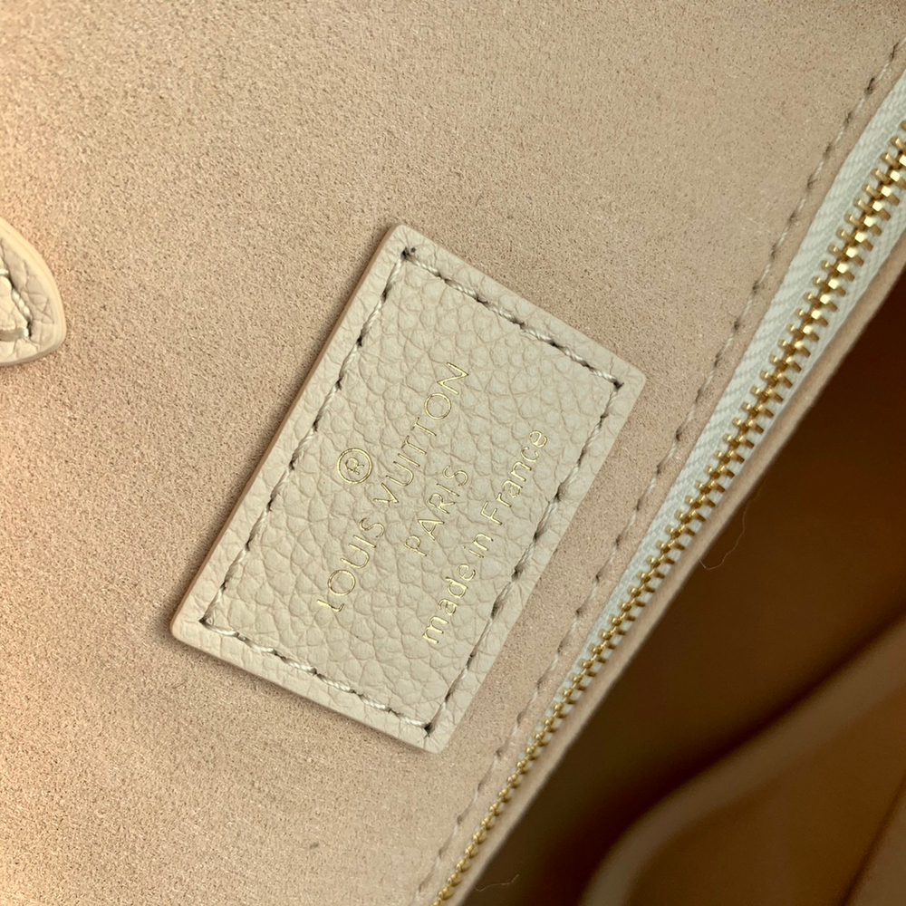 Louis Vuitton OnTheGo MM