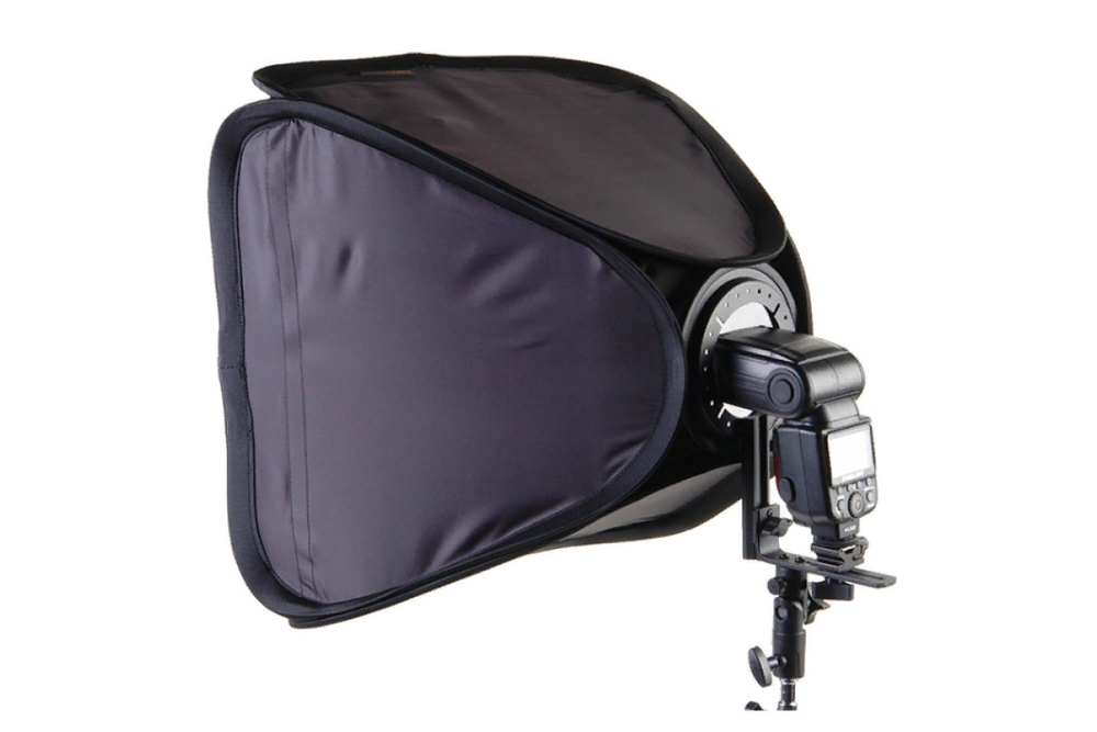 Софтбокс Falcon Eyes EB-060 (40*40cm) с переходником для накамерных вспышек