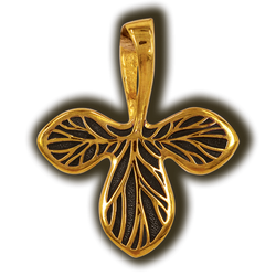 Трилистник. Нательная икона серебряная с позолотой.