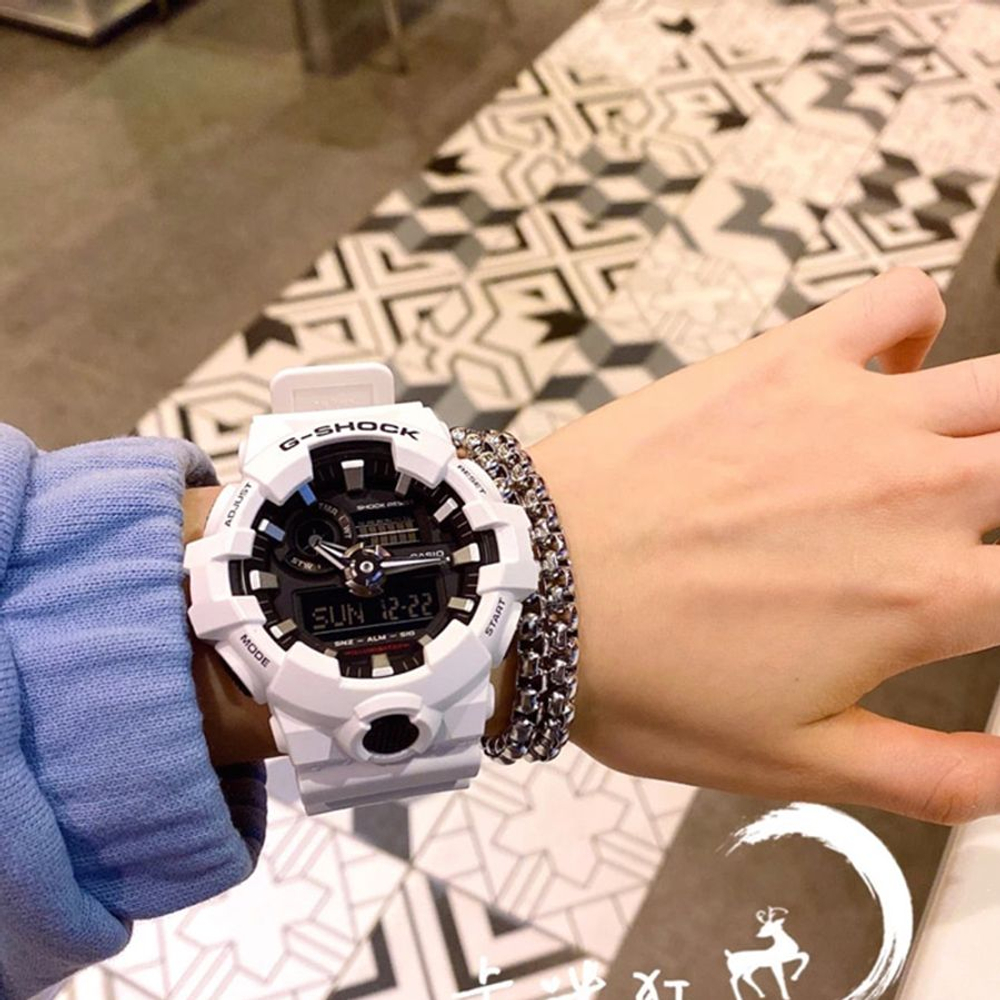 Мужские наручные часы Casio G-Shock GA-700-7A