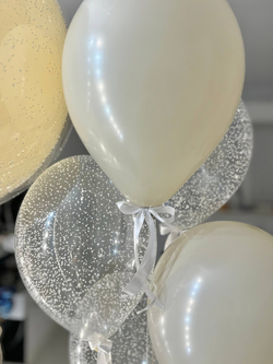 Воздушные гелиевые шарики с доставкой по Хабаровску на годик дочке песок/снег №4504