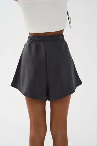 Шорты укороченные графитового цвета