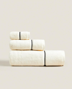 ZARA HOME ПОЛОТЕНЦЕ ДЛЯ ВАННОЙ С ВЫШИВКОЙ, ЭКРЮ/ЧЕРНЫЙ
