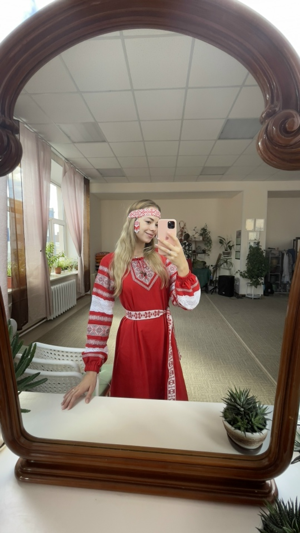 Платье «Любава» с белым узором