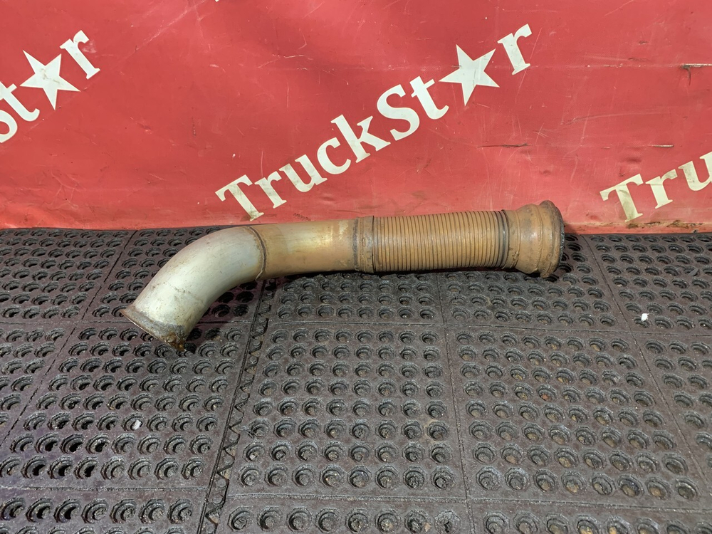 Приемная труба глушителя