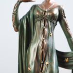 Скульптура «Элегантная дама в изумрудном платье»