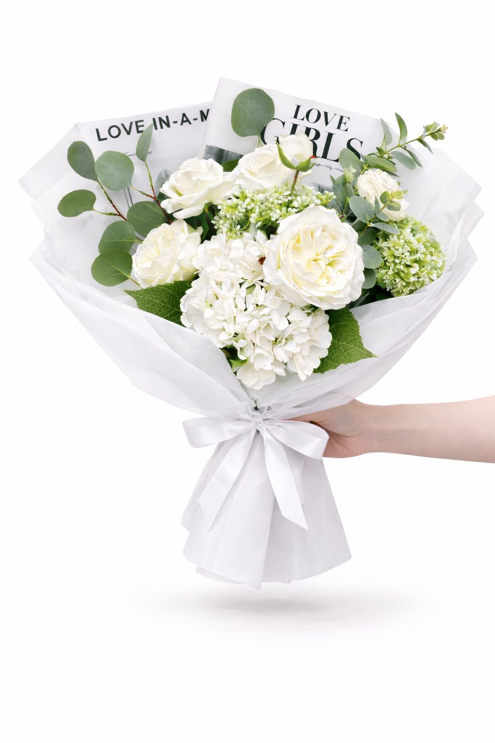 Быстро сборная упаковка в пленке. Форма №5 ГЛАМУР. Цвет: МАТОВАЯ пленка с БЕЛЫМ тишью. размер букета: +/- в50, ш40