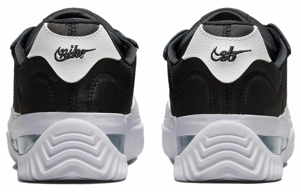 Кроссовки Nike Brsb