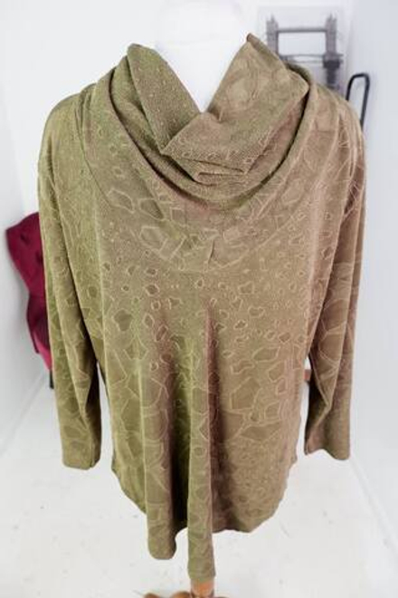 Кофта на каждый день, визуально на 52/54 размер