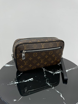 Борсетка Louis Vuitton