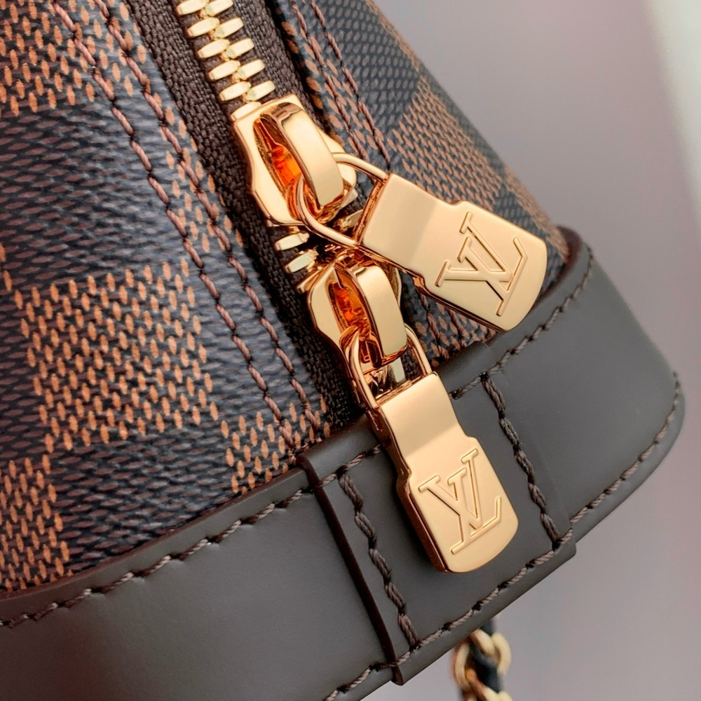 Louis Vuitton Nano Alma