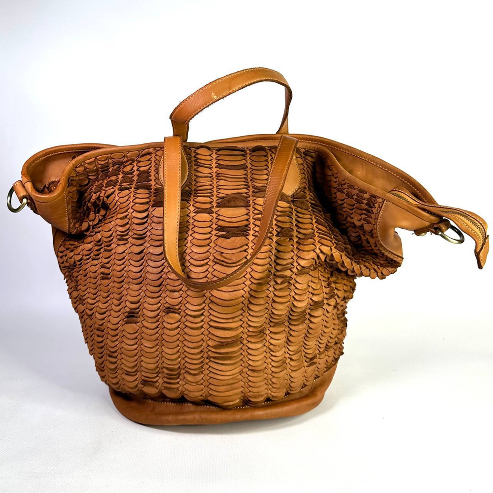 Женская большая плетеная сумка цвета whisky