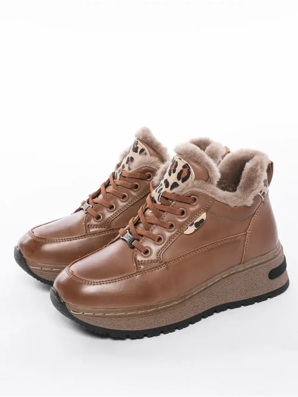 Кроссовки зимние