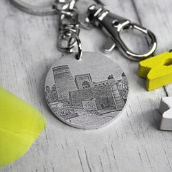 Серебряный круглый брелок с гравировкой фотографии на заказ