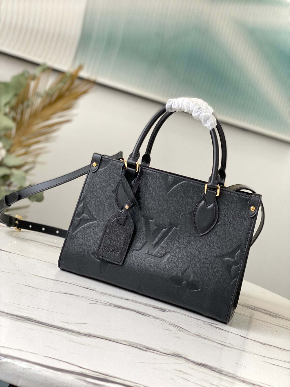 Louis Vuitton Onthego PM