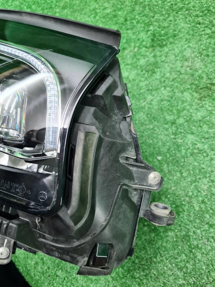 Фара правая Mercedes GLS x167 19-24 Multibeam LED