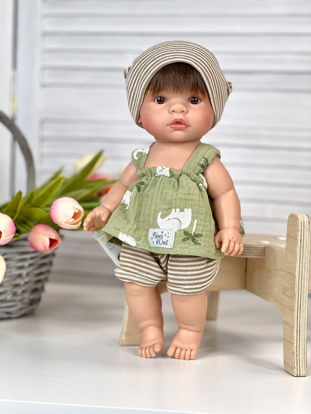 Кукла Nines виниловая 37см JOY (3054K)