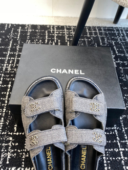 Chanel Slide