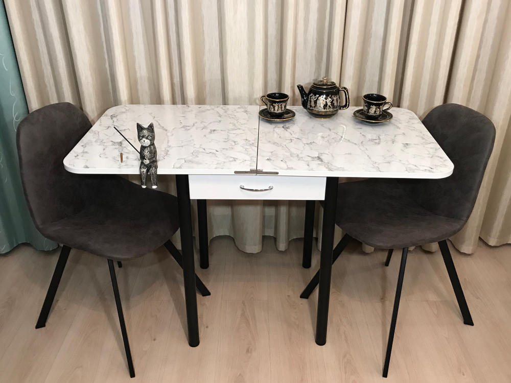 Раскладной стол с ящиком на черных ножках Italian marble