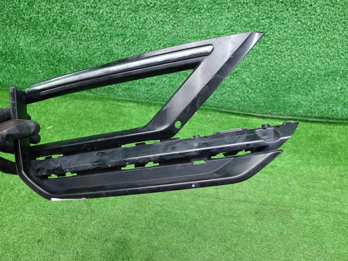 Накладка ПТФ правая VW Tiguan 2 (2016-2020) R-line