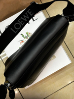 Сумка-мессенджер Loewe