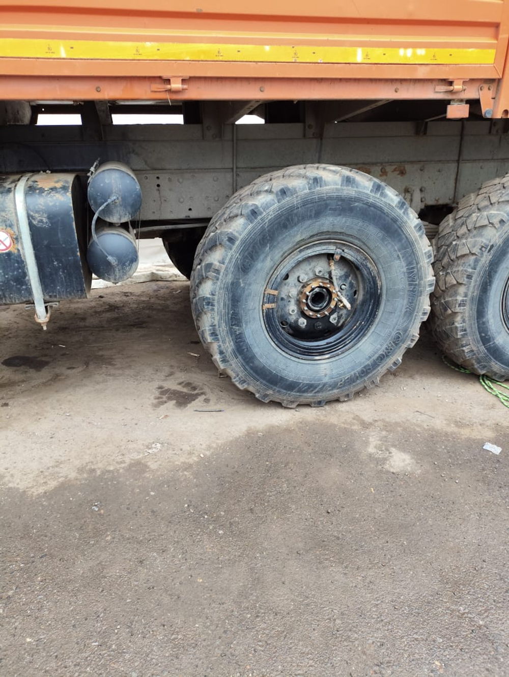 КамАЗ 43118 6x6 Бортовой с КМУ КМА-150-5 (Дизельный, 11,8 л, 300 л.с., МТ)