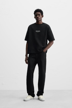 ZARA ТОЛСТОВКА С КОНТРАСТНОЙ НАШИВКОЙ, ЧЕРНЫЙ