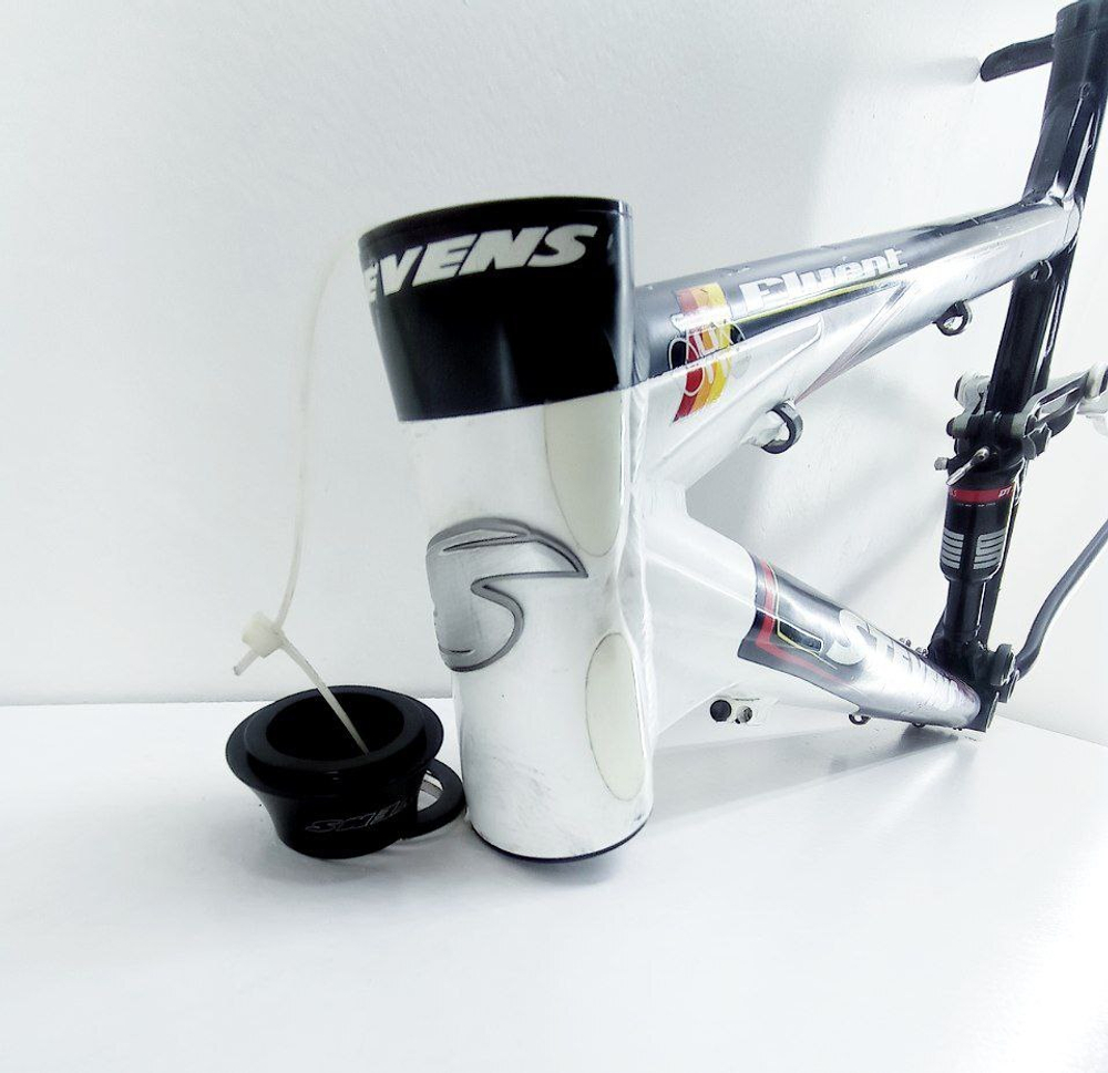 Рама Fluent Stevens