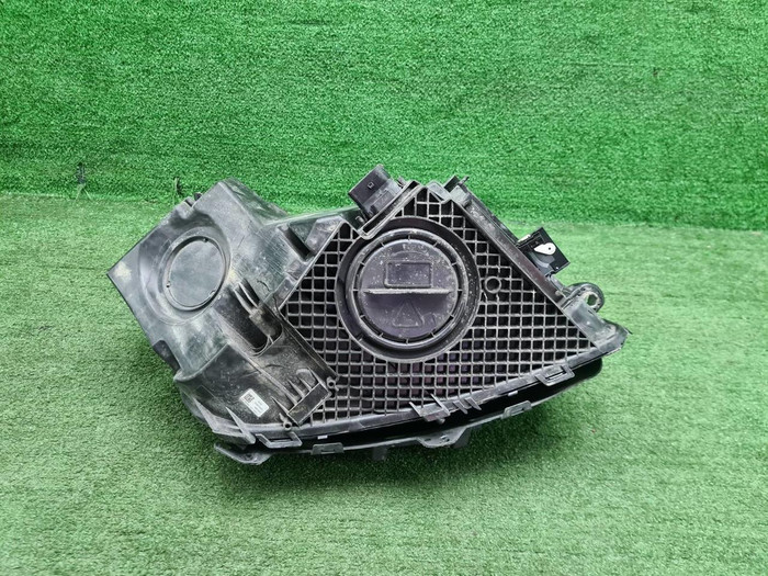 Фара левая Mercedes GLC X253 (2019-2022) LED