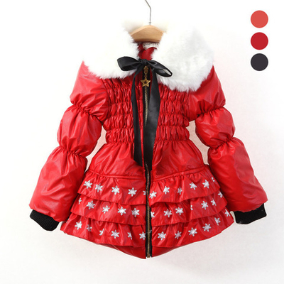 Куртка детская на молнии с принтом снежинок и меховым воротником