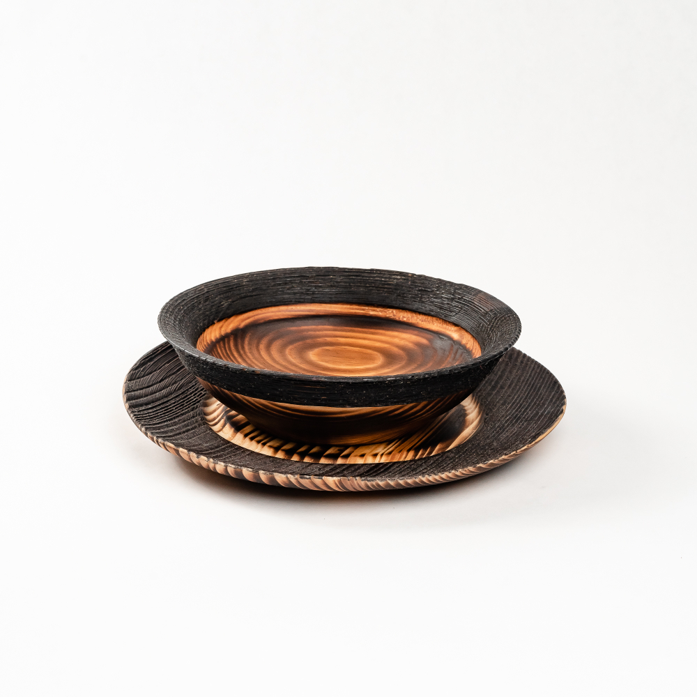 Набор деревянных тарелок из дерева сибирский кедр - 2 шт. TN83